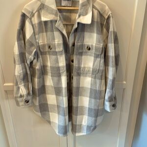 Excellent Condition- Shacket!